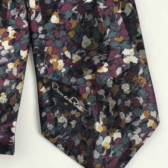 Oscar de la Renta Abstract Dotted Tie - Picture 2 of 6